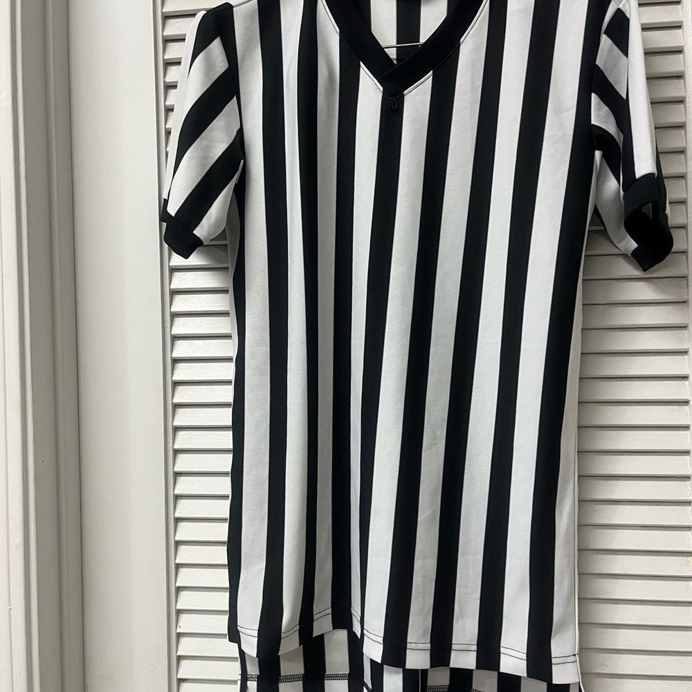 Rawlings ✨unisex✨adult small✨Black and White Striped Jersey